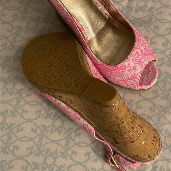 New - Picture 3 of 3